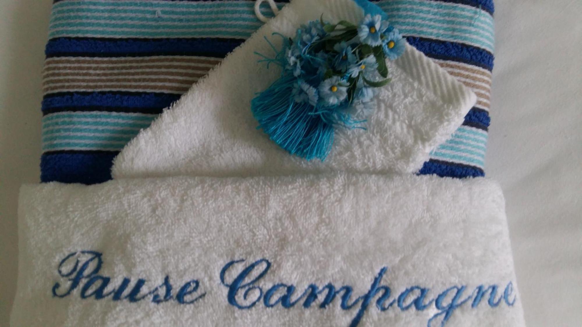 Pause Campagne - Chambres D'Hotes Pouy-de-Touges 외부 사진